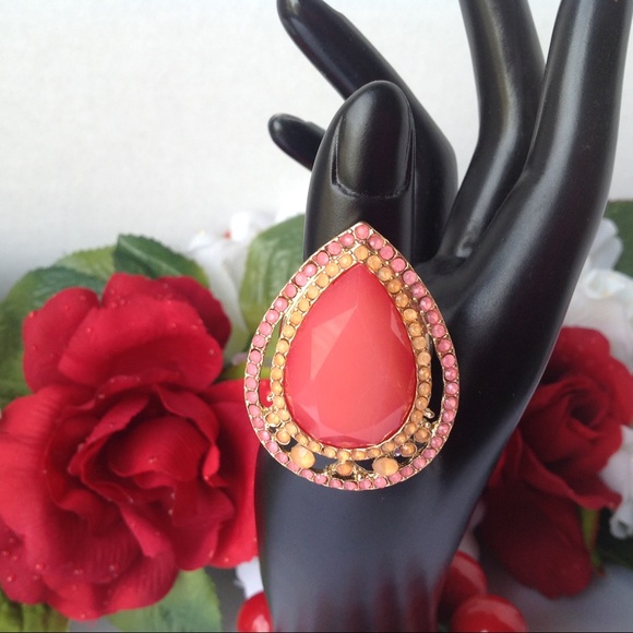 Teardrop Multi-Color Boho Style Statement Ring - Picture 2 of 11